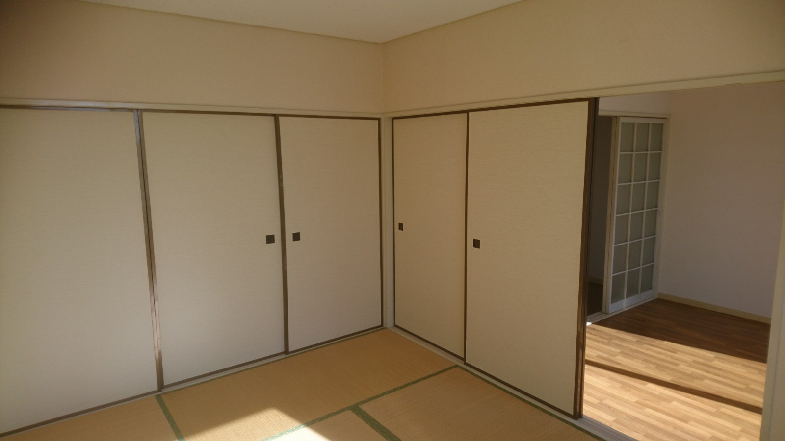 クロス張替_before1 クロス張替_before1