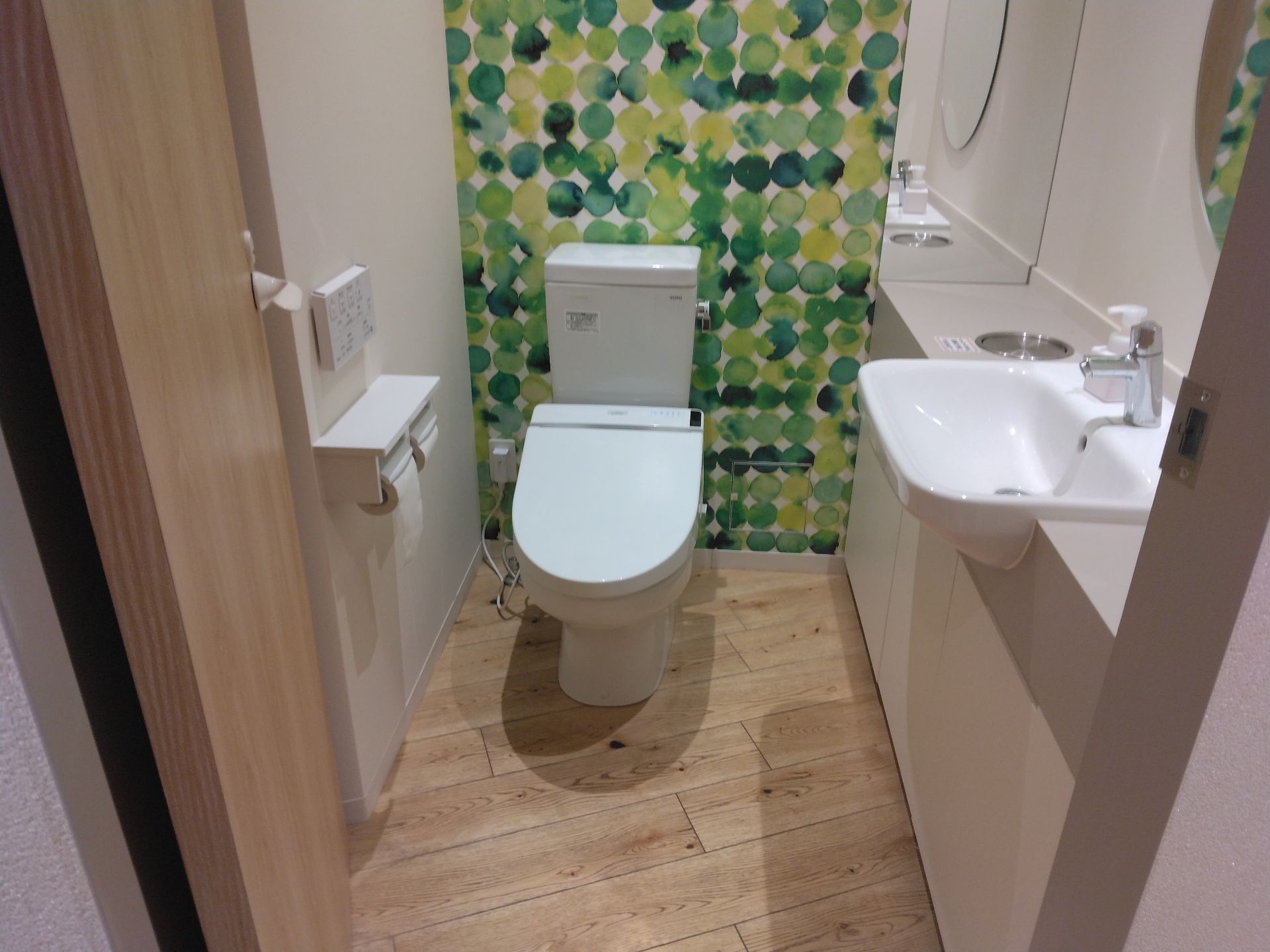 クロス張り替え